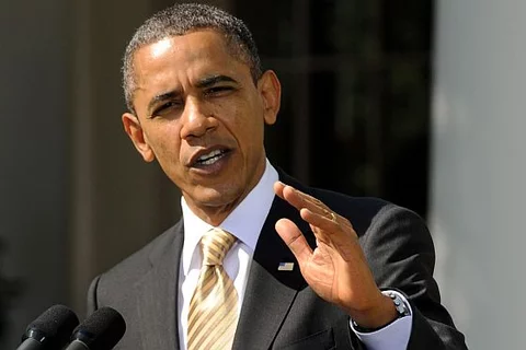 Barack Obama namawia Kongres do zniesienia ulg podatkowych dla koncernów, jak np. Shell czy BP (fot.EPA/MICHAEL REYNOLDS/PAP)