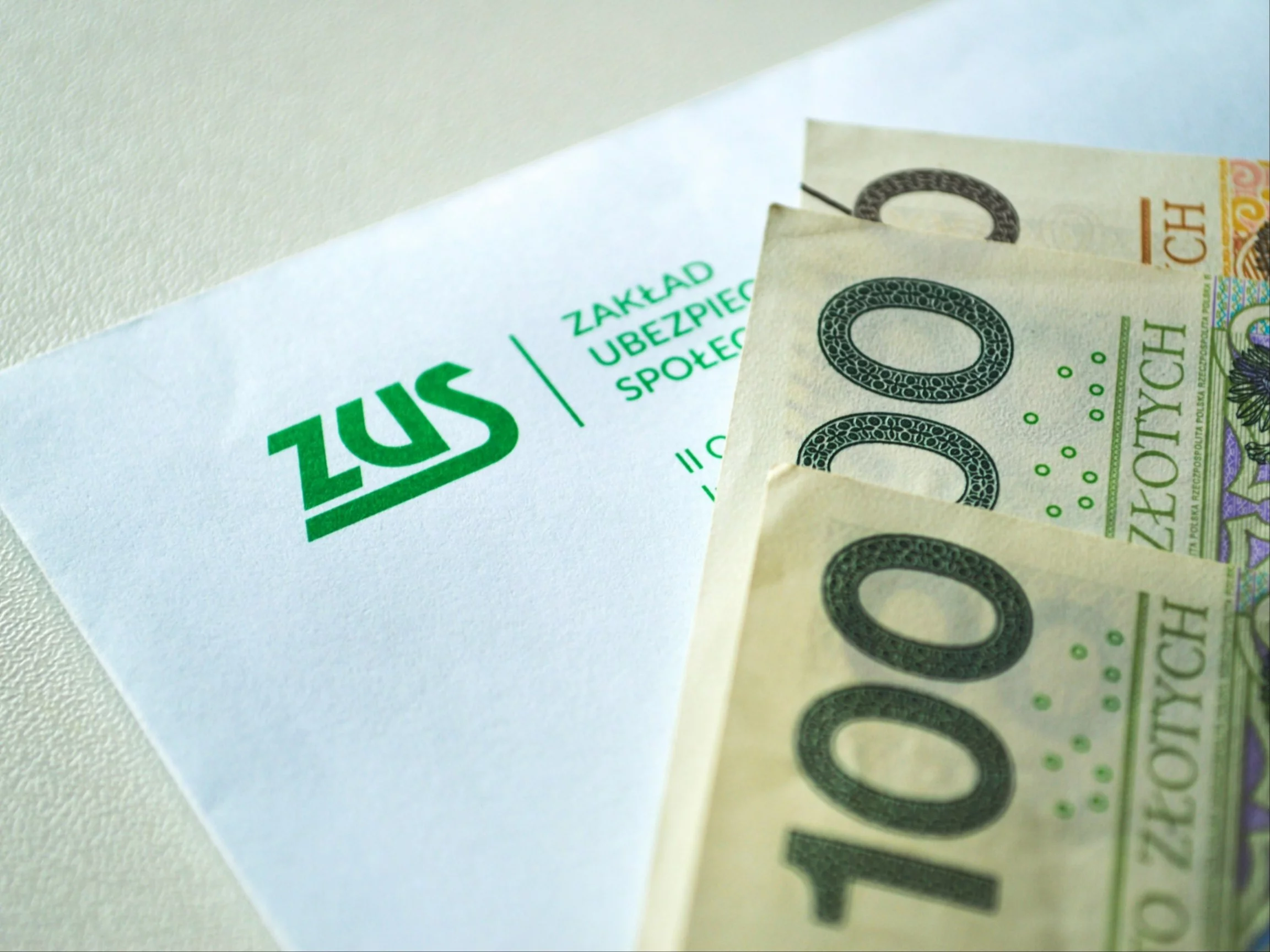 Miliony Polaków dostaną więcej. ZUS podnosi świadczenia od marca