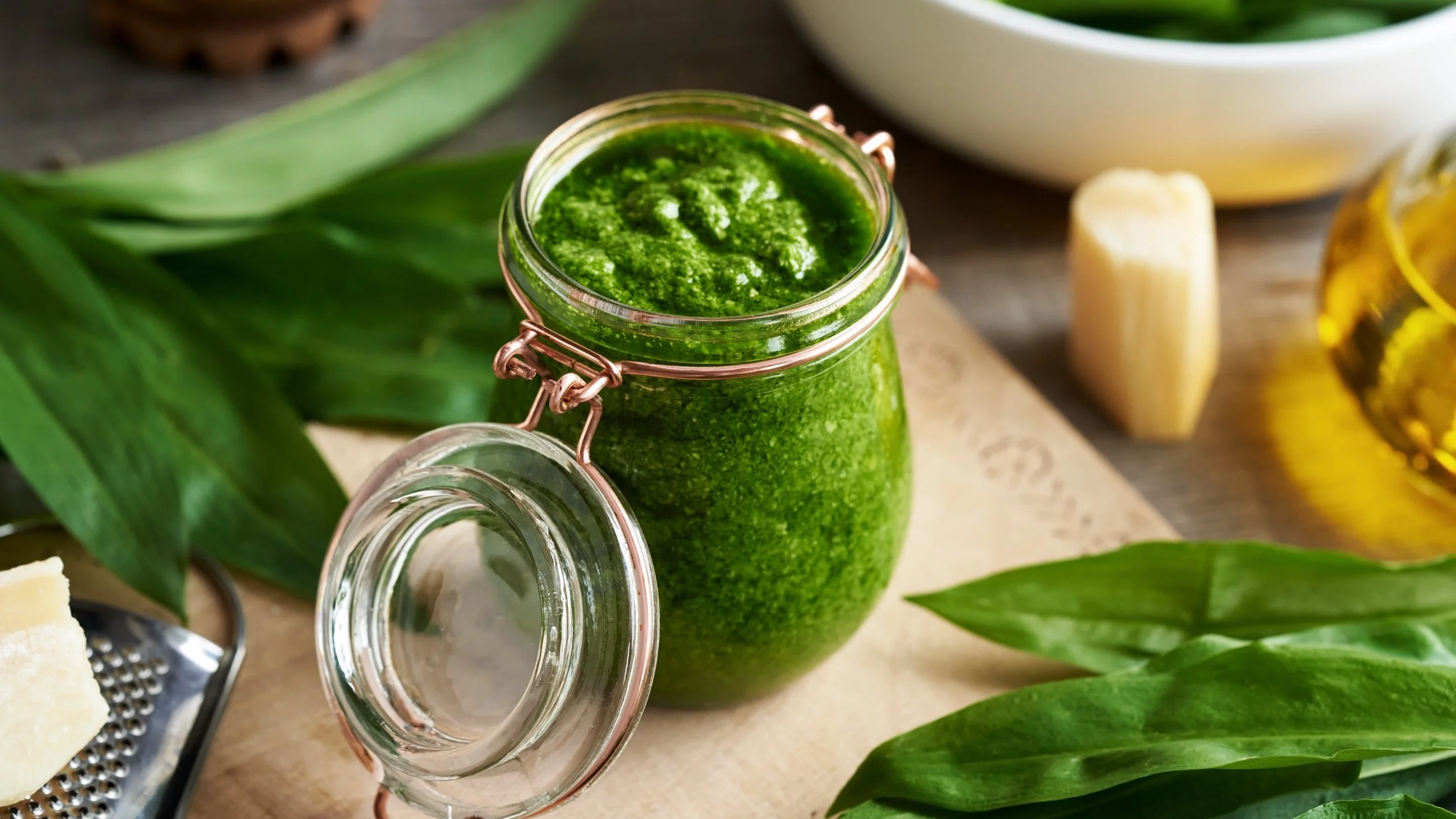 Pesto z czosnku niedźwiedziego