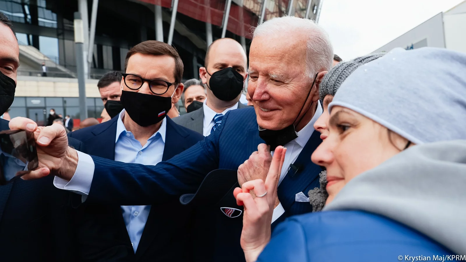 Mateusz Morawiecki i Joe Biden na Stadionie Narodowym