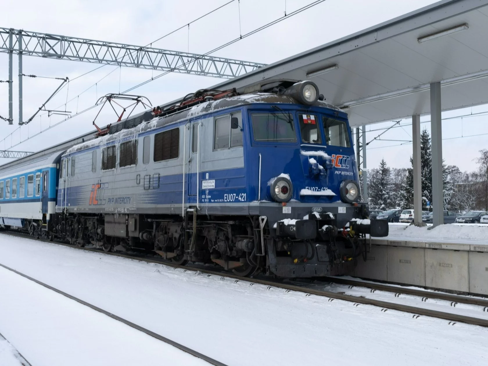 Pociąg PKP zimą