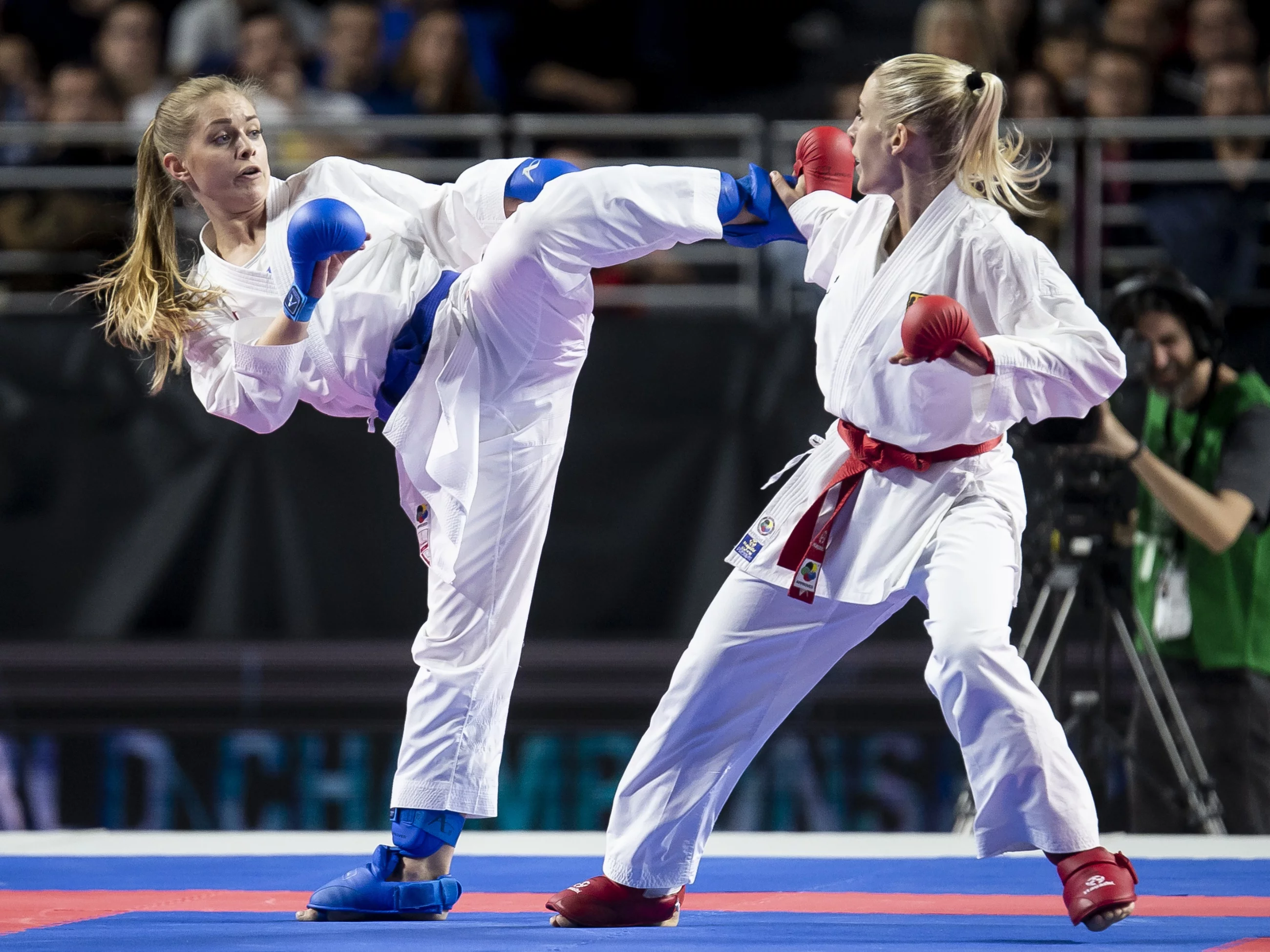 Dorota Banaszczyk (L)