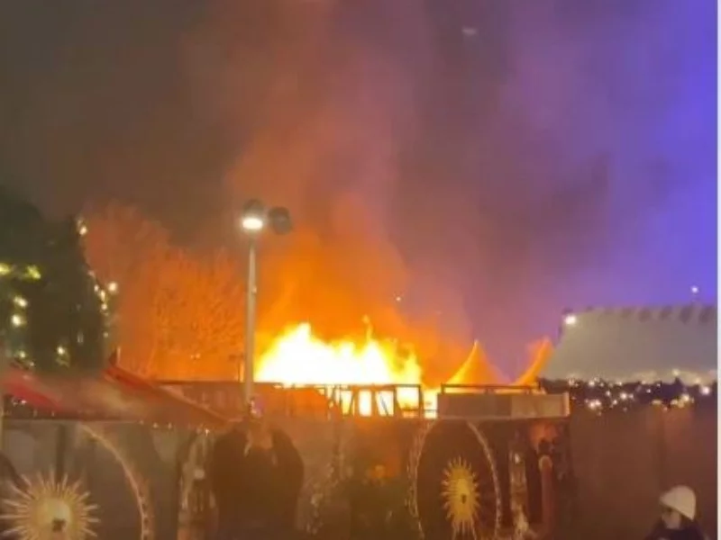 Pożar na jarmarku bożonarodzeniowym w Berlinie