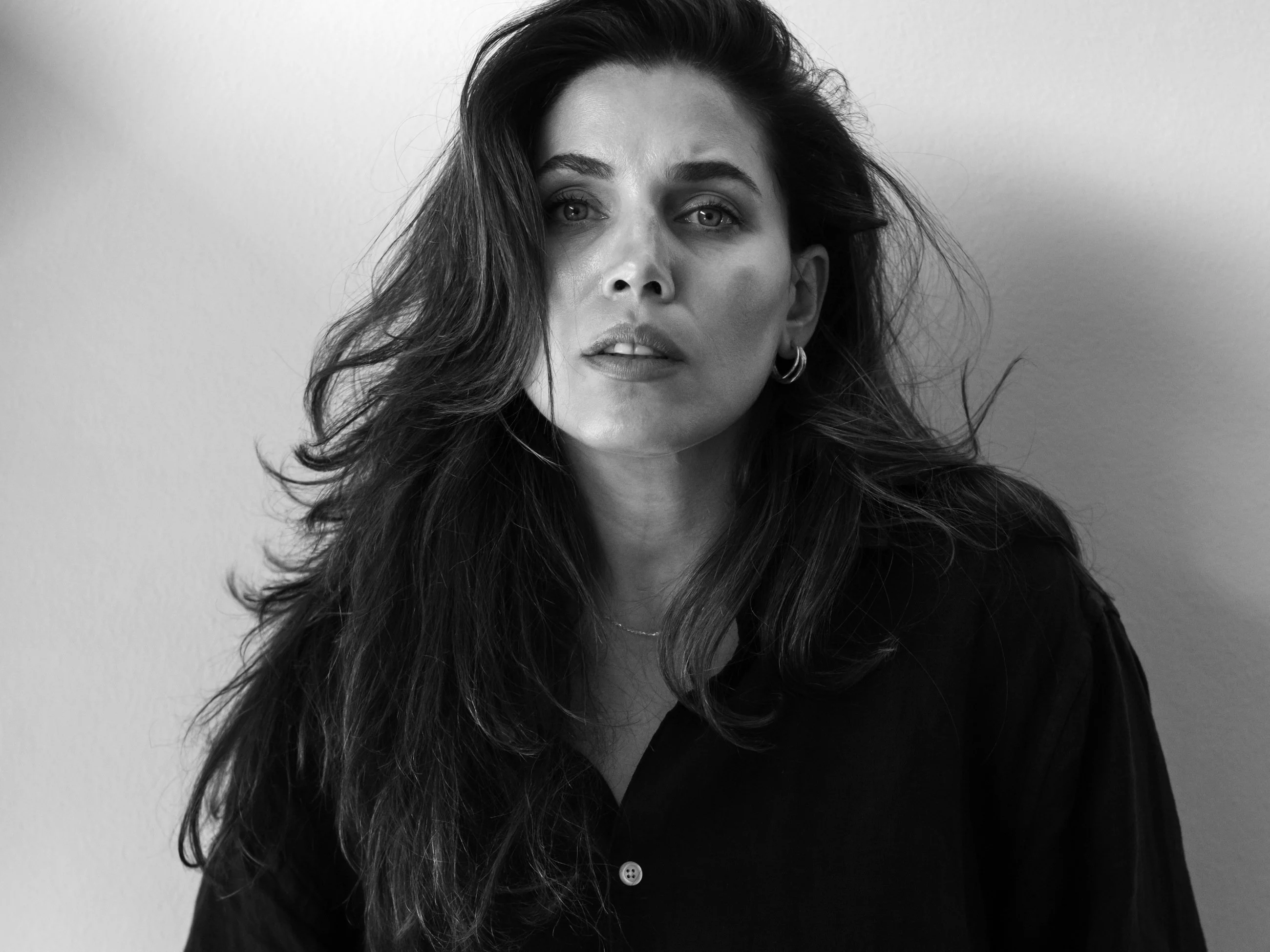 Ojciec ją bił i przypalał, w rodzinnym domu przeszła piekło. „Przemoc nie ma narodowości”