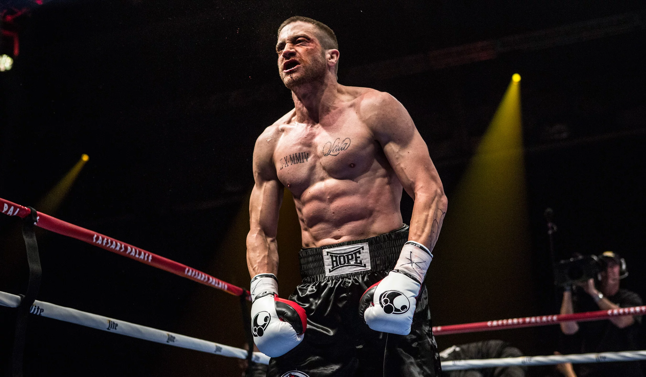 Jake Gyllenhaal w filmie "Do utraty sił" / "Southpaw" (2015)