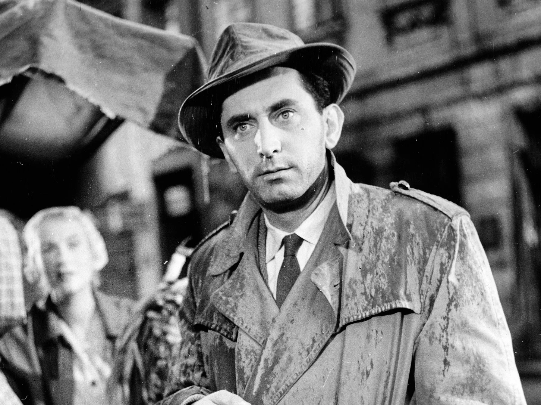 1957. Kadr z filmu „Pętla” w reżyserii Wojciecha Jerzego Hasa, n/z Gustaw Holoubek