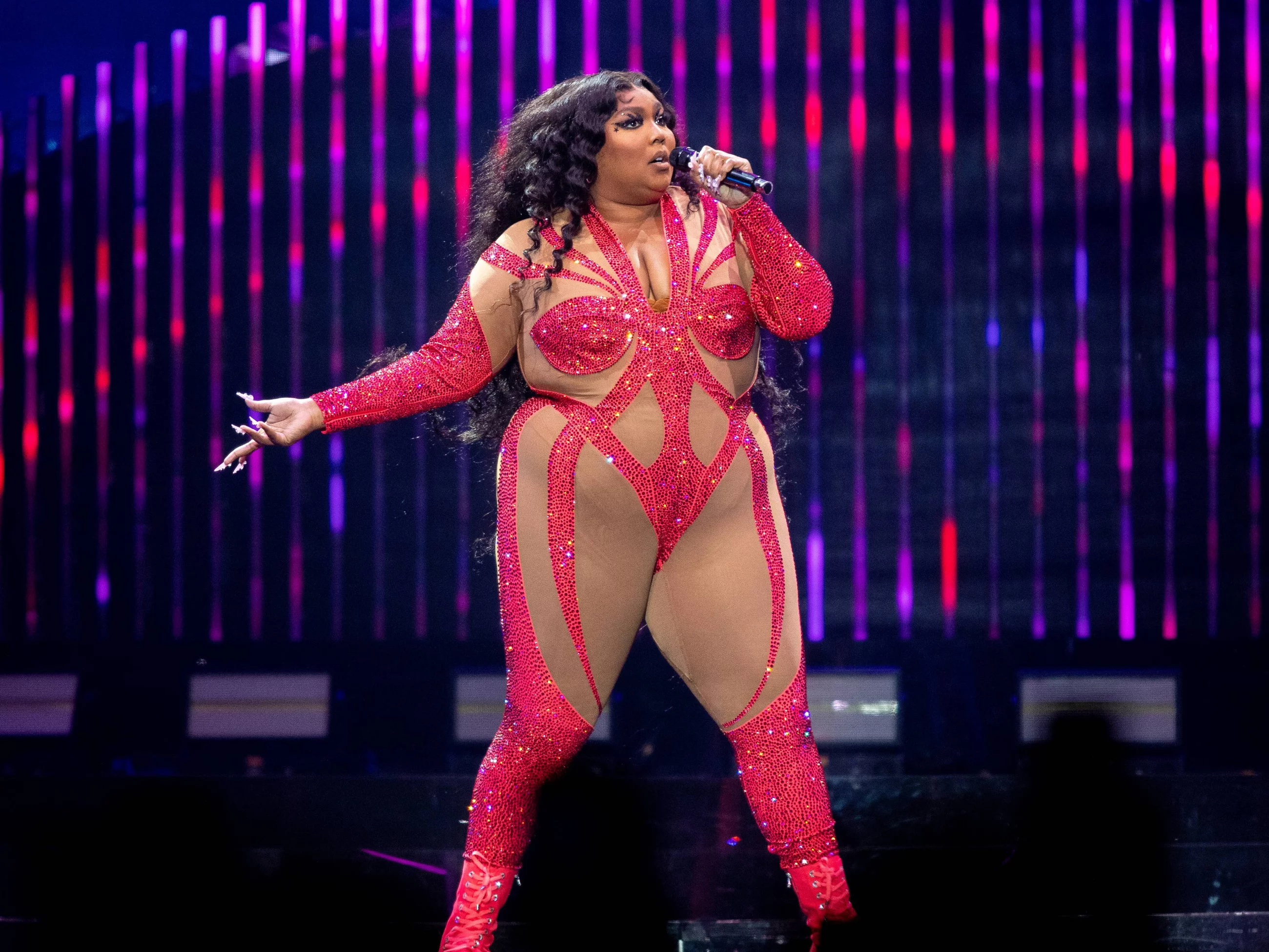 Lizzo podczas koncertu w Indianapolis