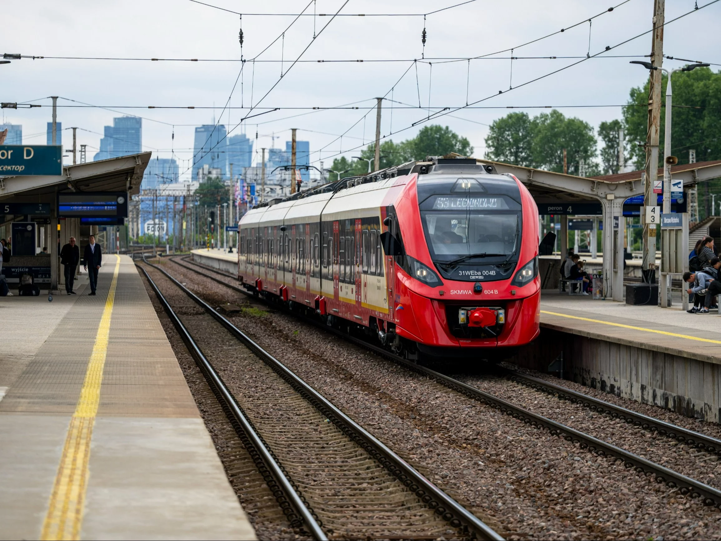 Opóźnienie na dworcu wyniosło choćby 80 minut. Powód był dość niecodzienny