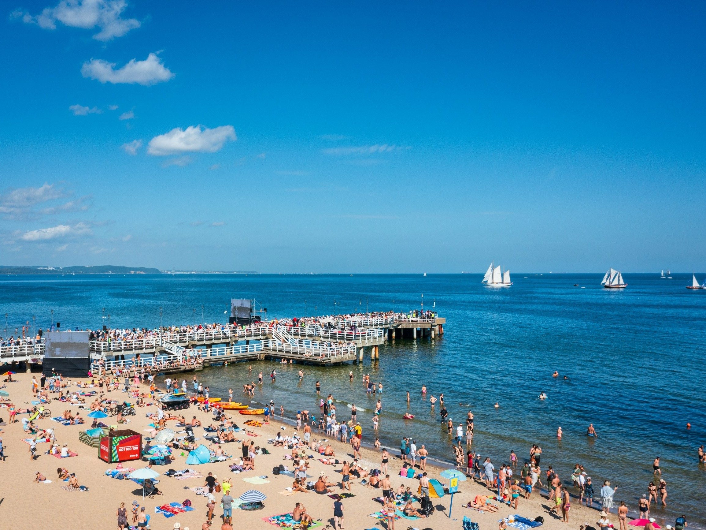 „Oto nowa riwiera”. Nie tylko Czesi pokochali polskie morze