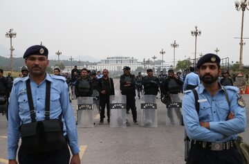 Pakistańscy policjanci