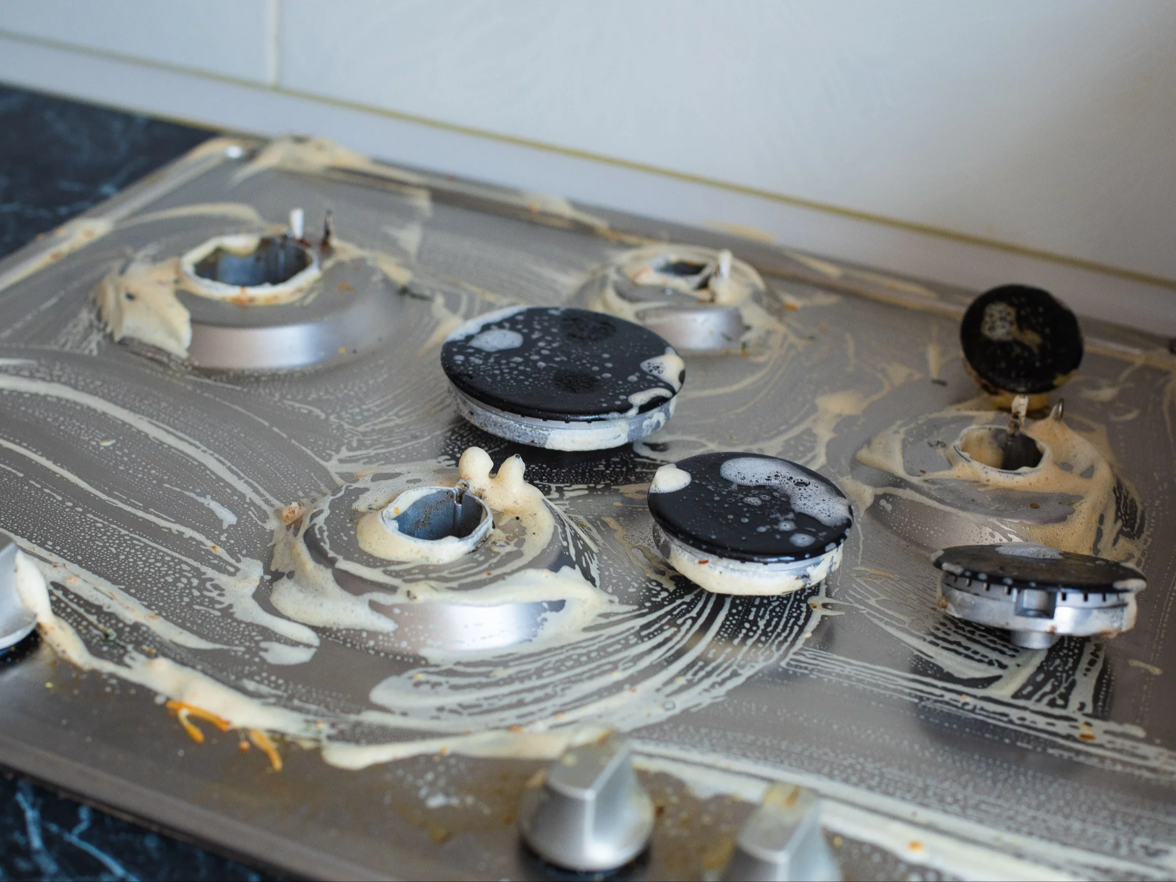 Czyszczenie kuchenki gazowej