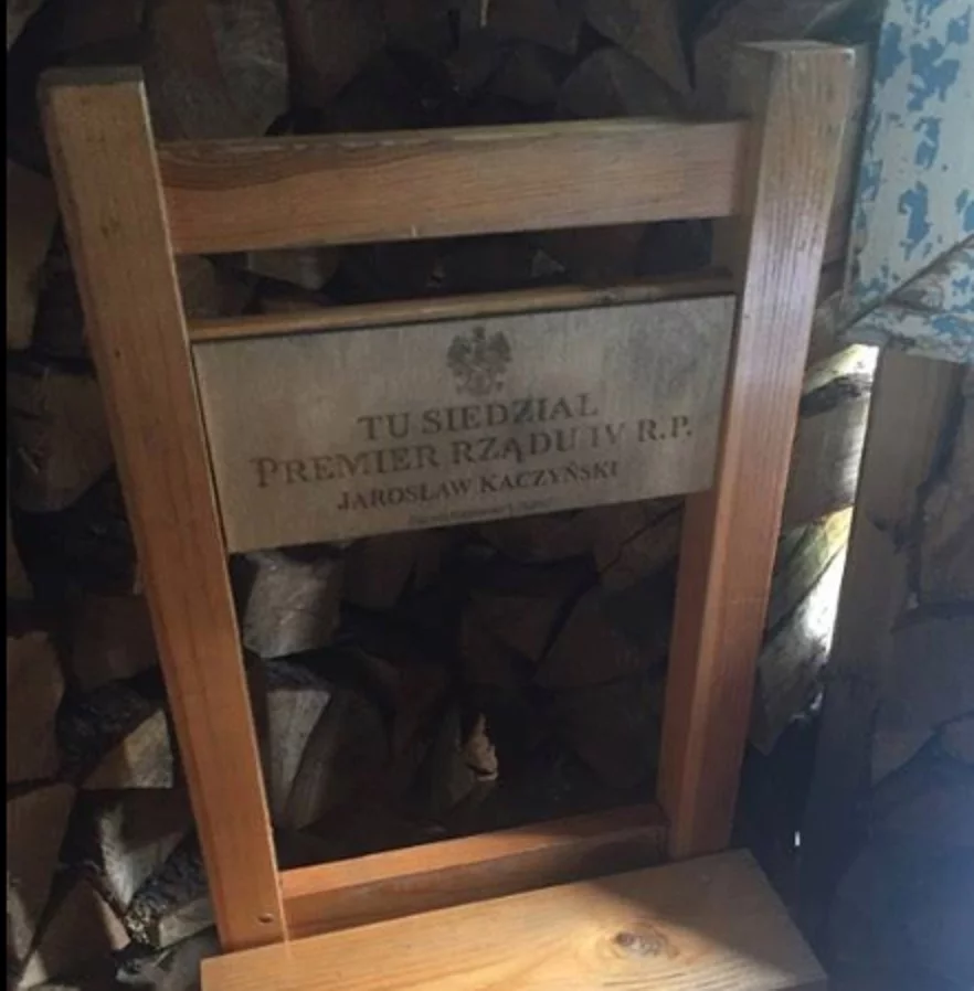 Pamiątkowe krzesło