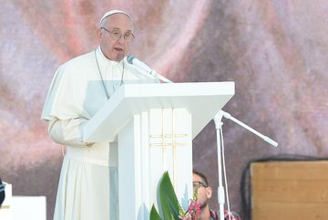 Papież Franciszek podczas mszy w Brzegach