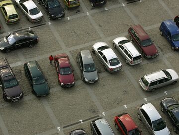 Parking, zdj. ilustracyjne