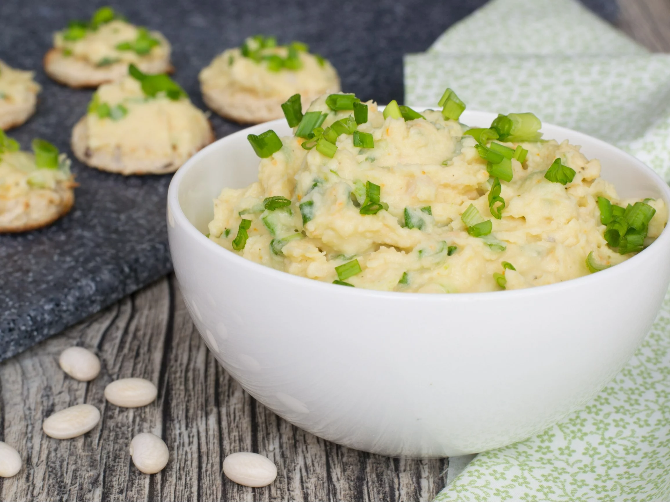 Pasta z fasoli i jajek