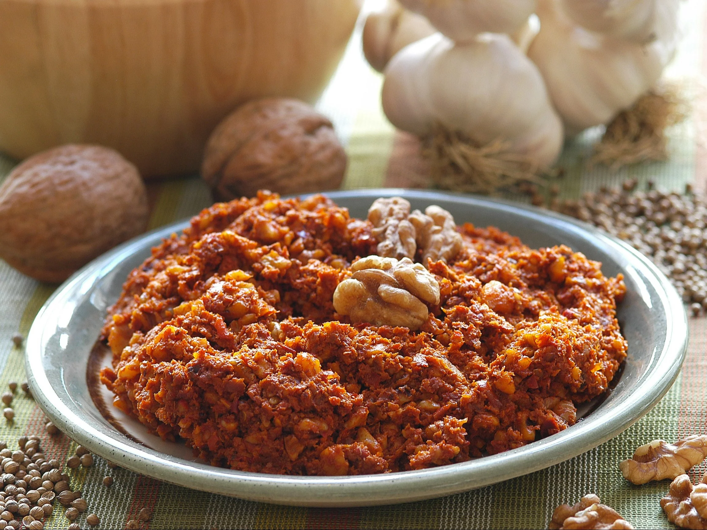 Pasta z suszonych pomidorów i orzechów