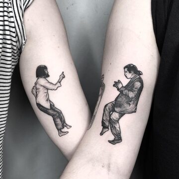 Pasujące tatuaże z motywem z „Pulp Fiction”