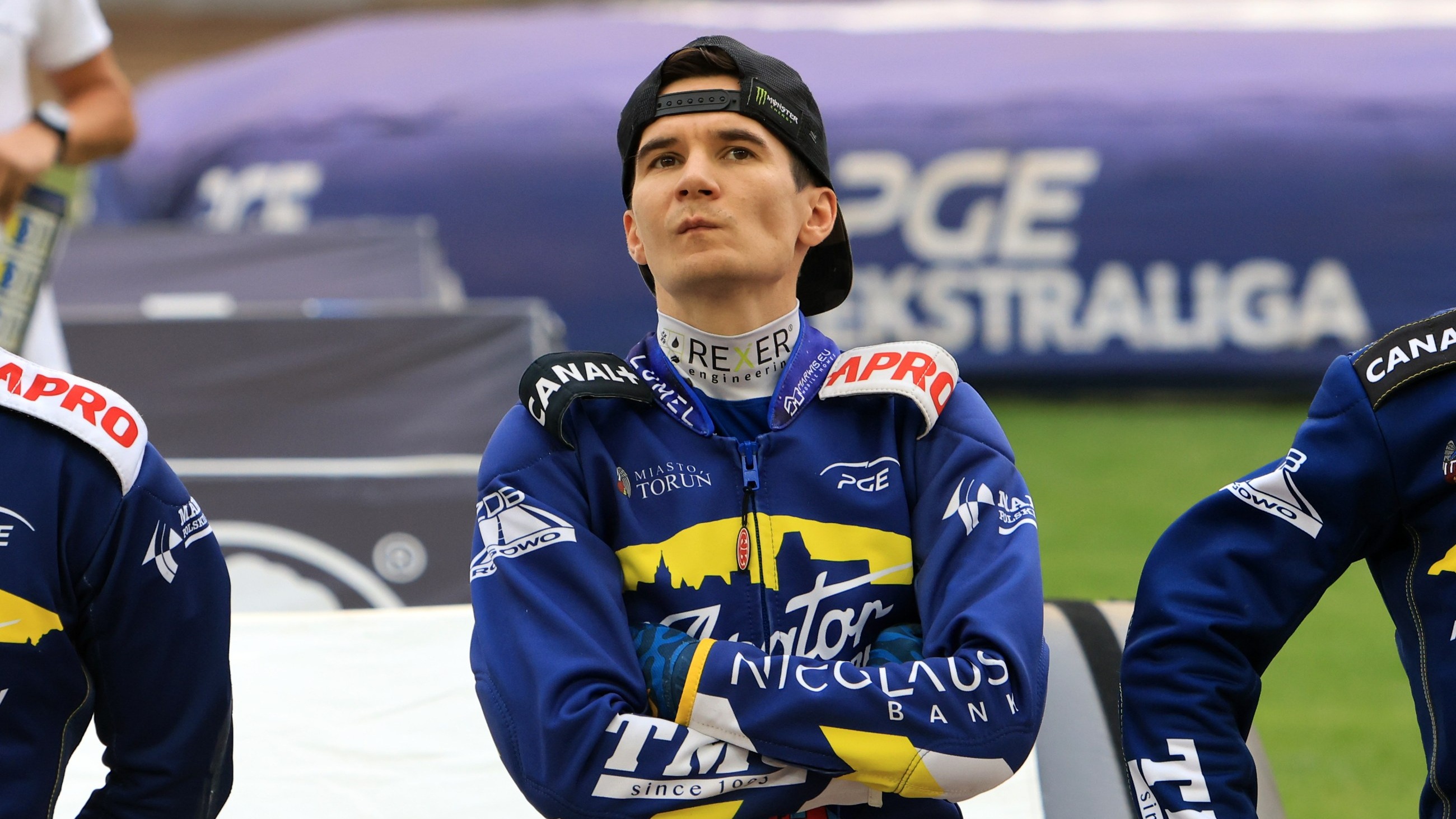 Patryk Dudek pokazał zdewastowanego busa. Inni żużlowcy reagują na hejt – Żużel – Sport Wprost