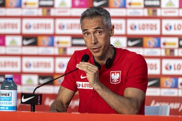 Paulo Sousa podczas konferencji