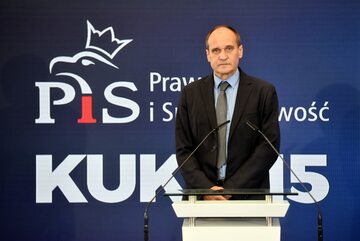 Paweł Kukiz podczas ogłaszania porozumienia z PiS