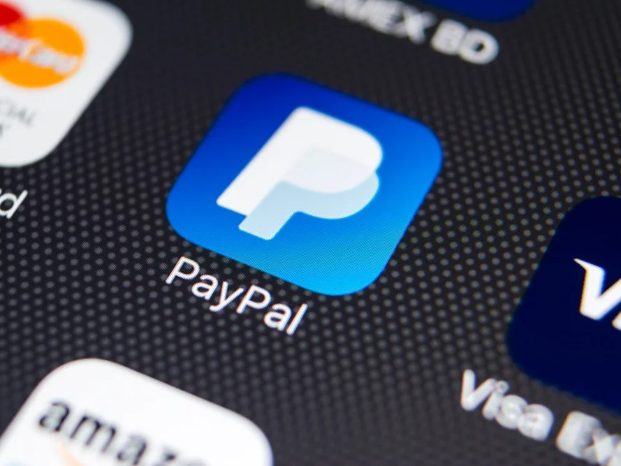 PayPal rezygnuje z opłat w Ukrainie