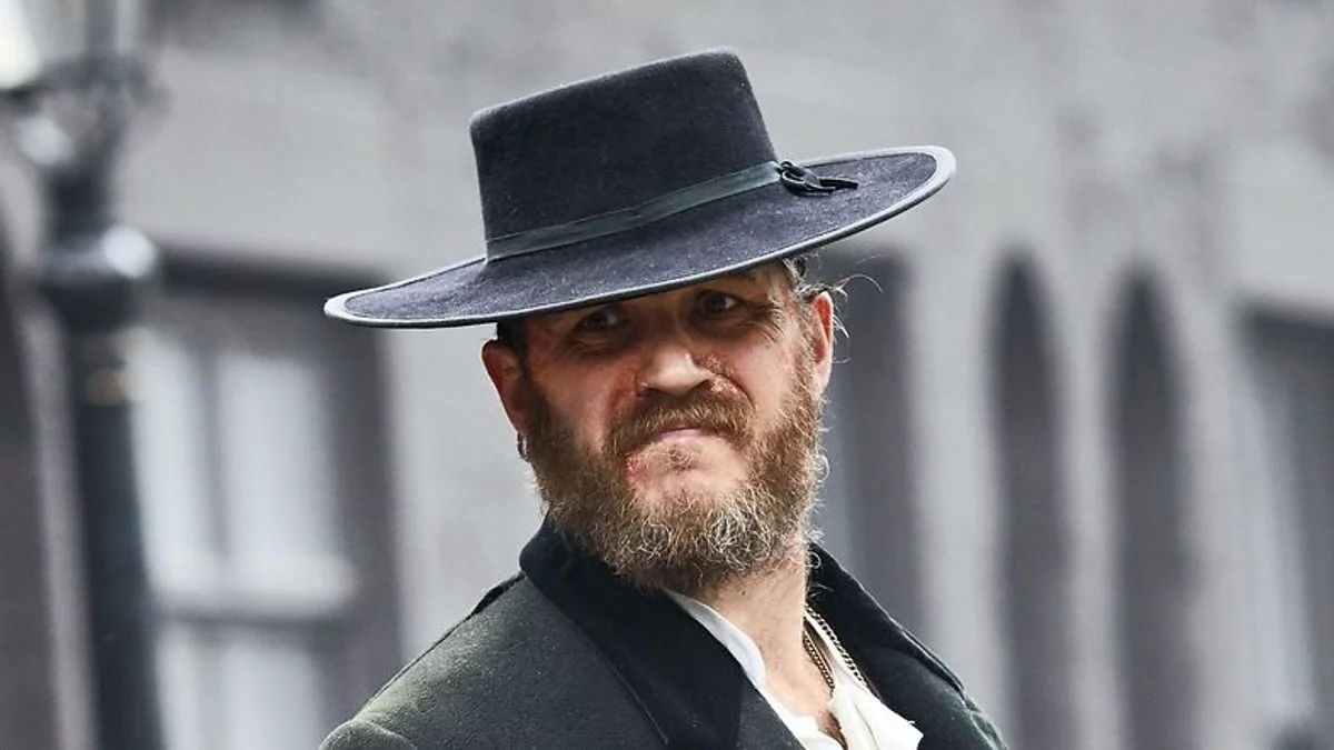 Tom Hardy jako Alfie Solomons w serialu „Peaky Blinders”