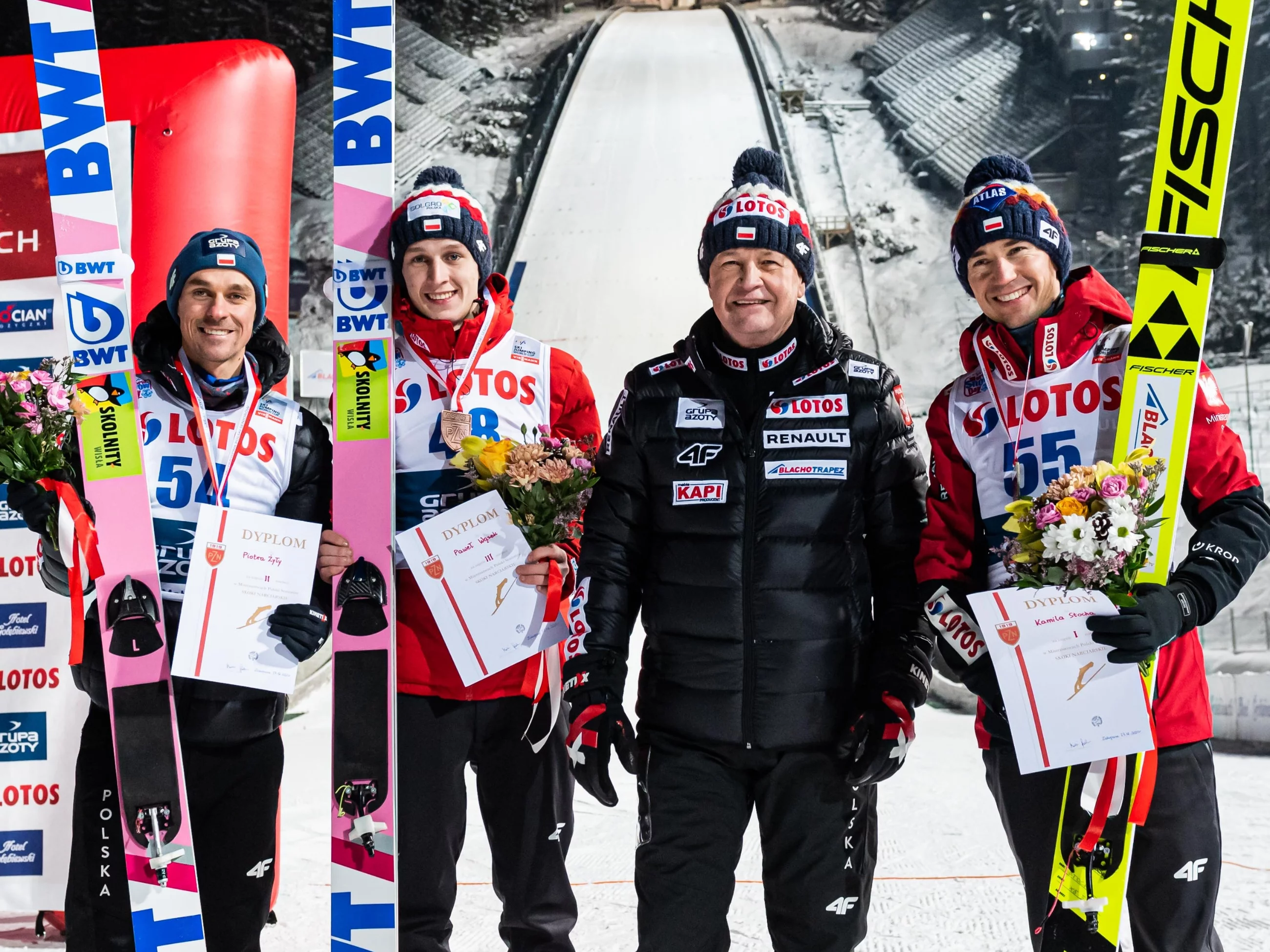 Piotr Żyła, Paweł Wąsek, Apoloniusz Tajner i Kamil Stoch