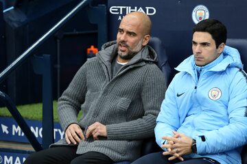 Pep Guardiola i Mikel Arteta