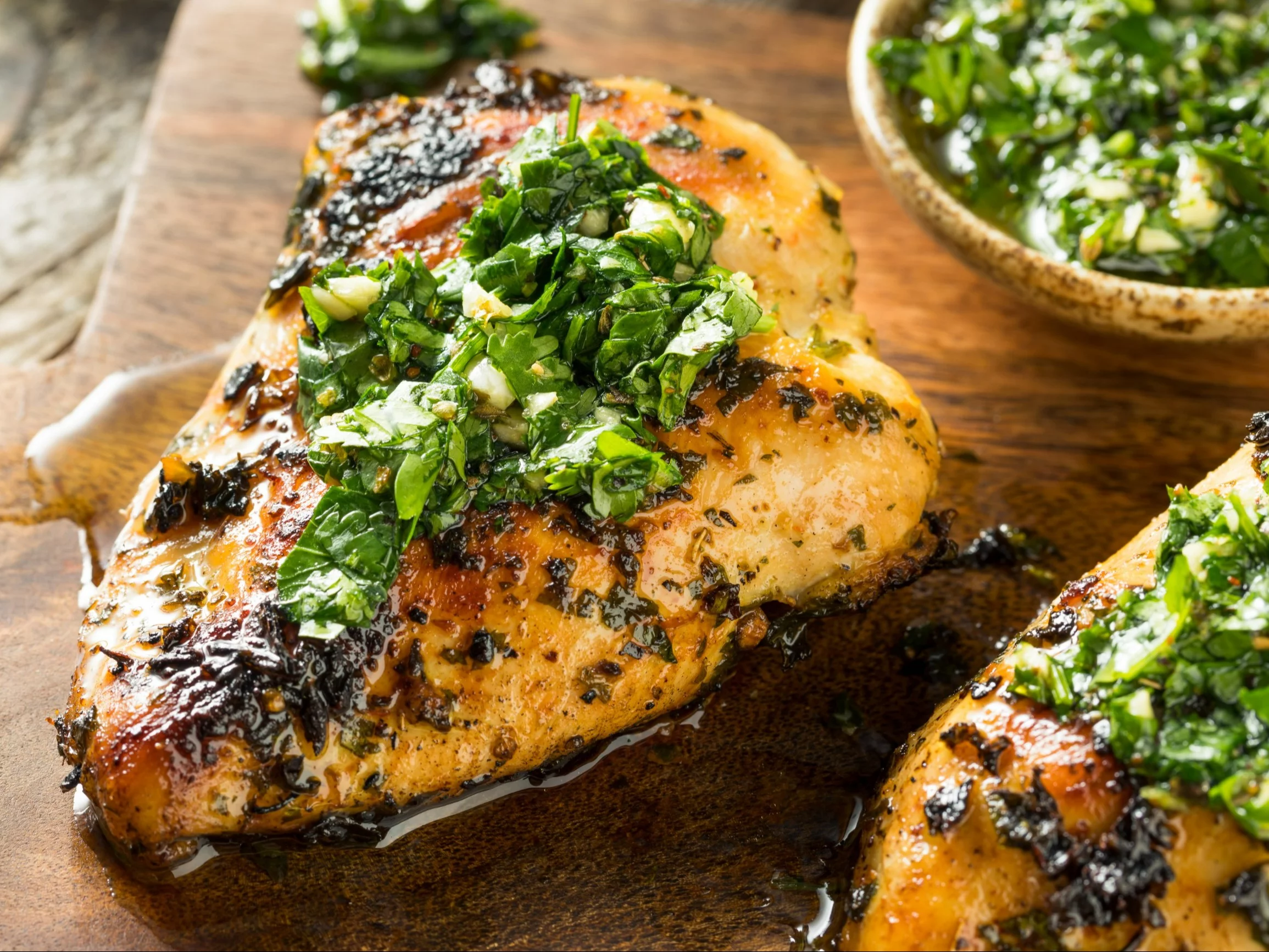 Pierś z kurczaka w ziołach z piekarnika