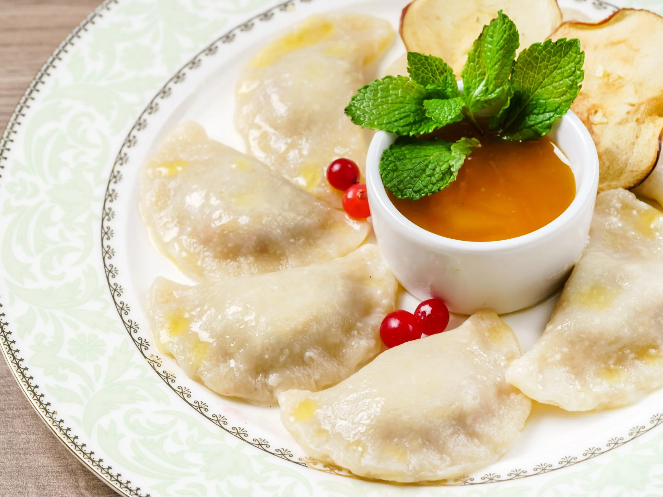 Pierogi z jabłkami