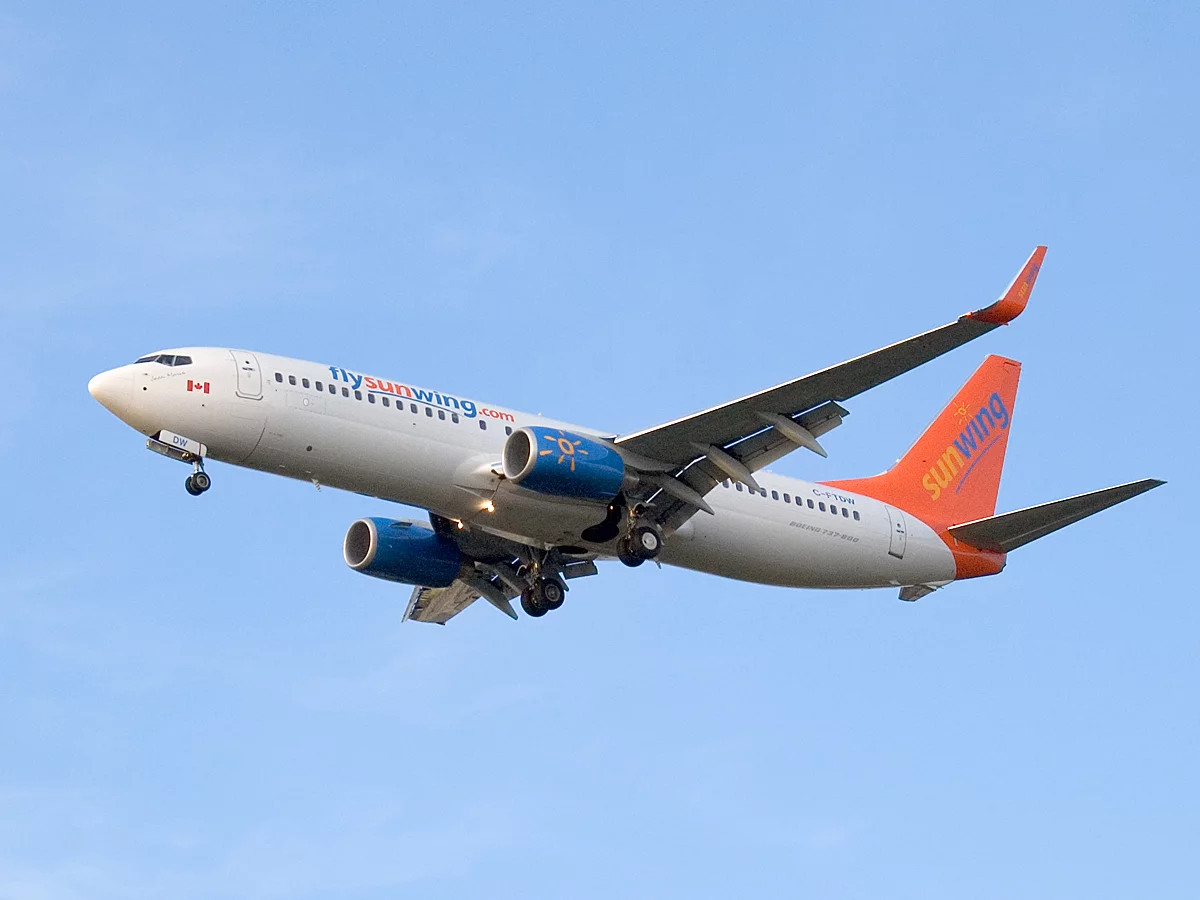 Samolot linii lotniczych Sunwing Airlines