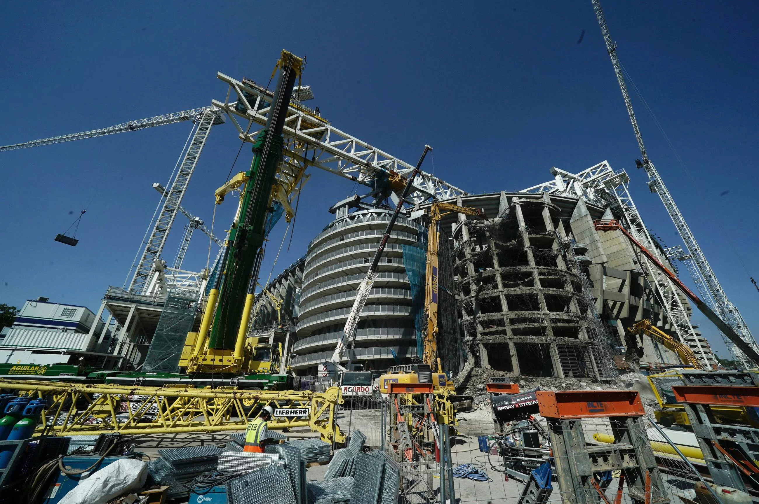 Prace na Santiago Bernabeu