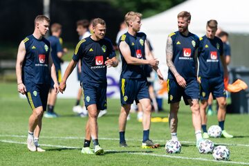 Piłkarze reprezentacji Szwecji na treningu