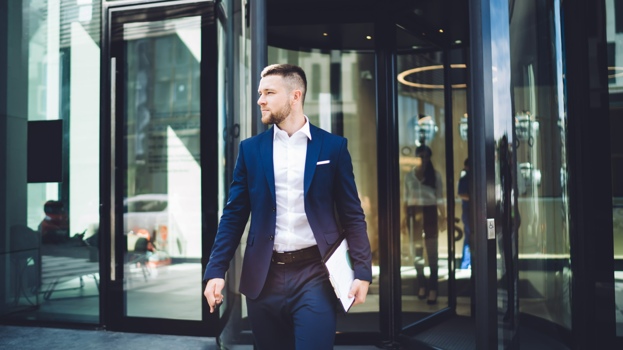 Pilotaż skróconego czasu pracy w Polsce. Rząd prezentuje pierwsze dane