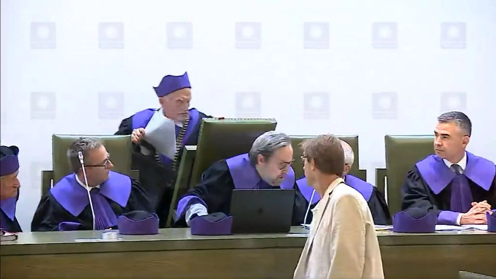 Pchnął krzesło sędziego, niemal go z niego zrzucił. O Piotrze Andrzejewskim było głośno już wcześniej