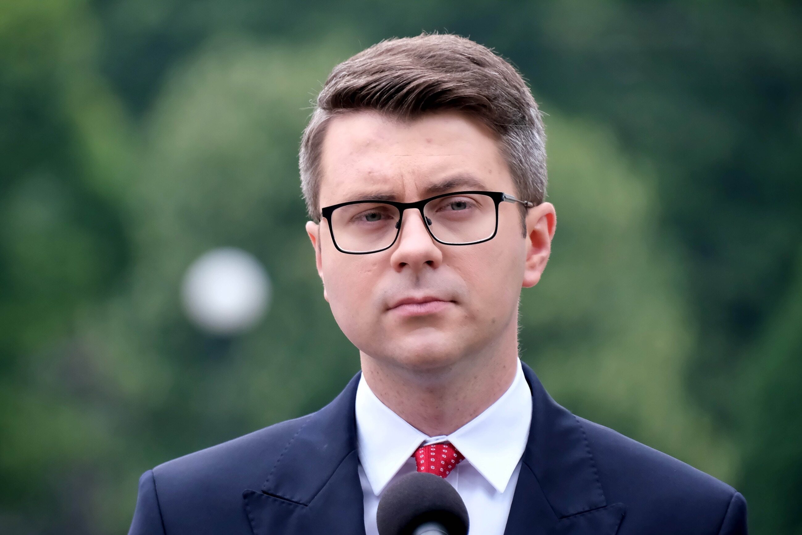 Dymisja Gowina. Piotr Müller podał kolejny argument za. Wywołał śmiech - Vimarsana News