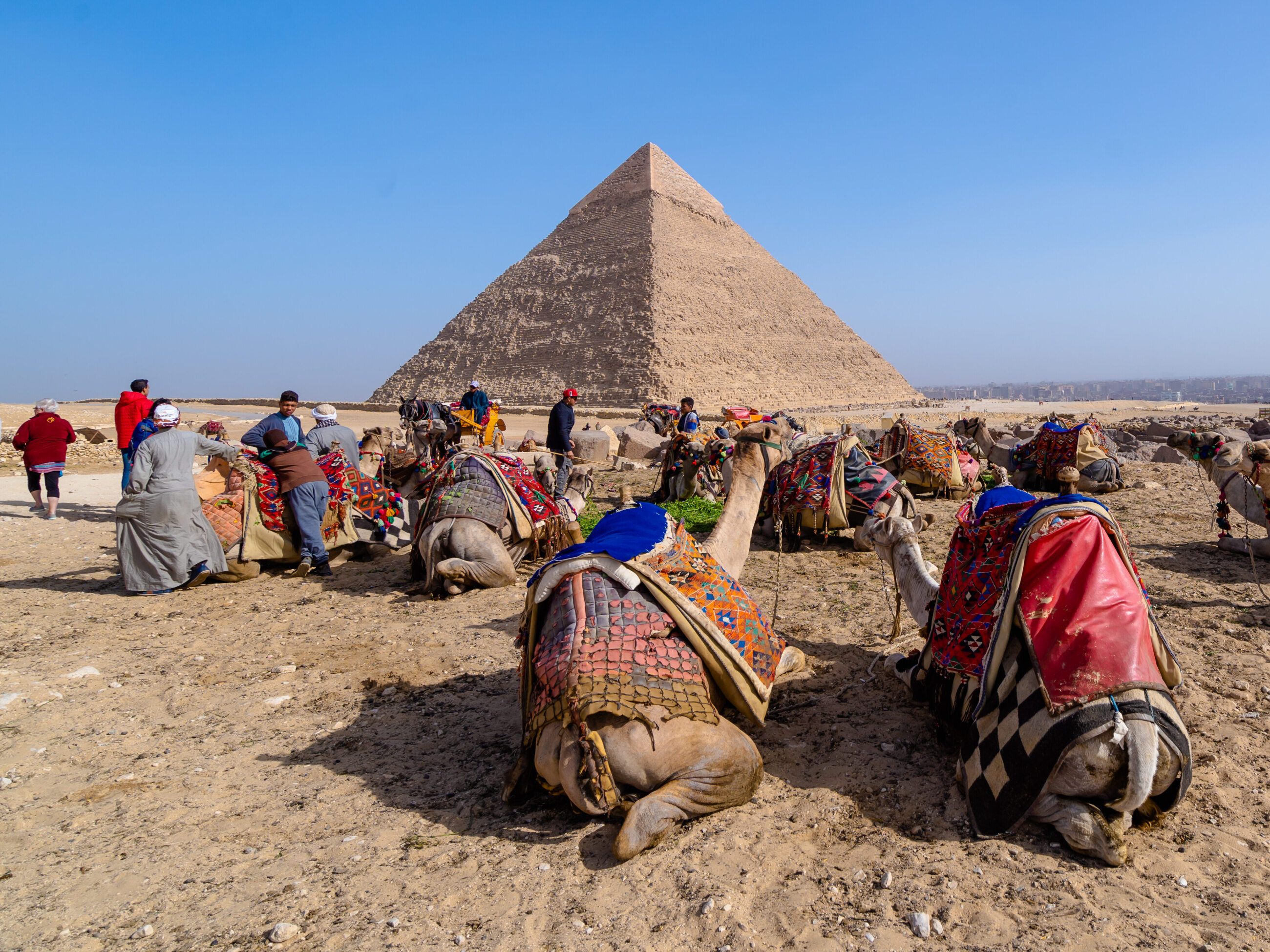 Сколько брать с собой в египет. Туристы в Египте. Тур в Египет. Египет туризм. Курорты Египта.
