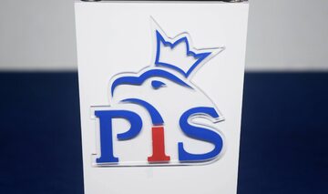 PiS, logo