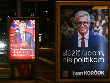 Plakaty wyborcze Ivana Korčoka i Petera Pellegriniego