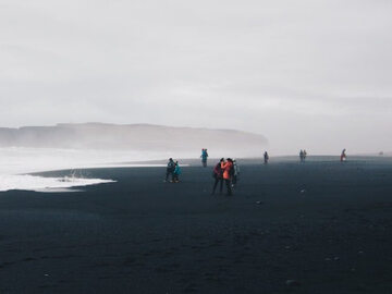 Plaża Reynisfjara na Islandii