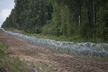 Płot na granicy z Białorusią