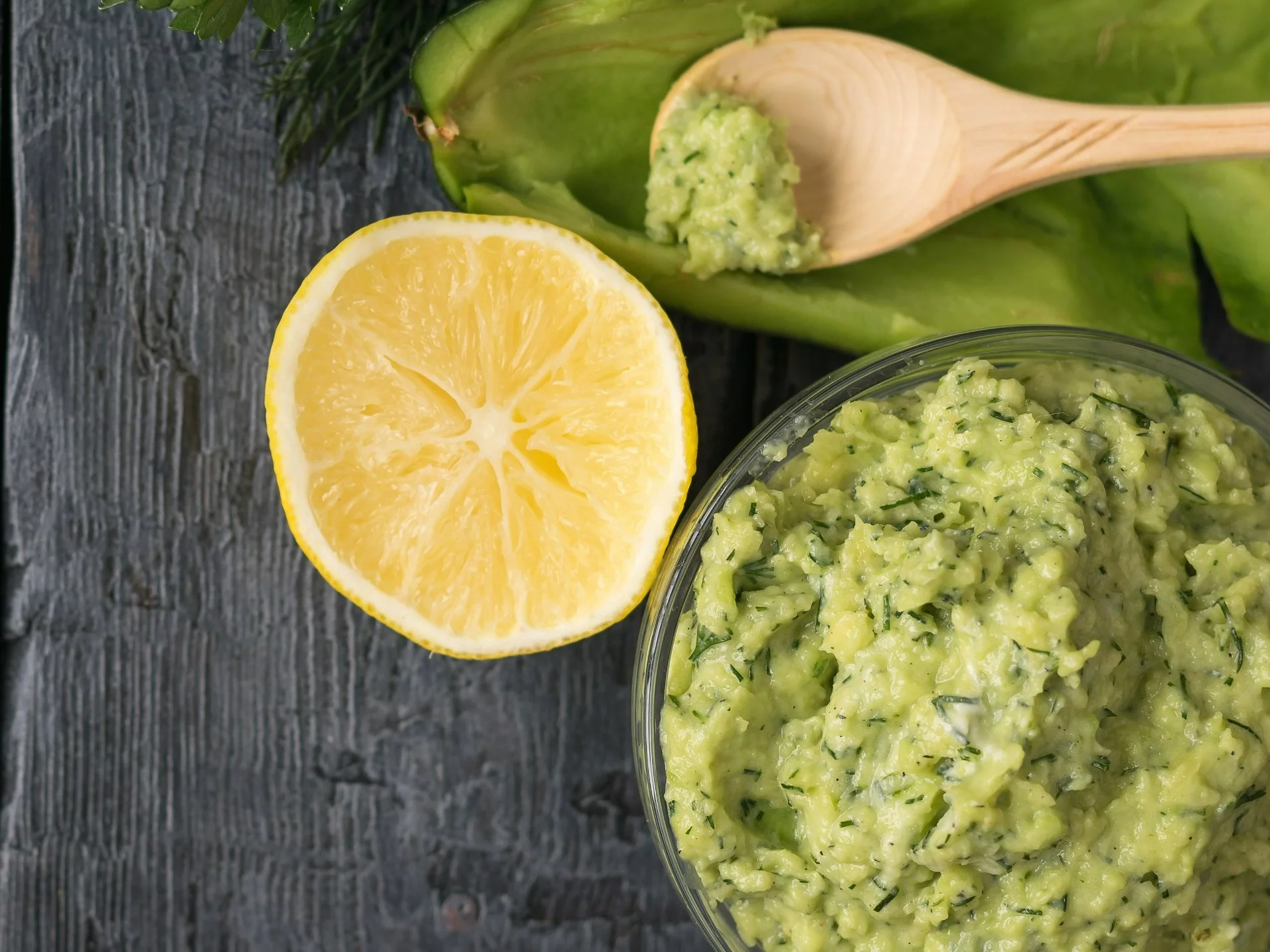 Pasta z awokado i ogórka