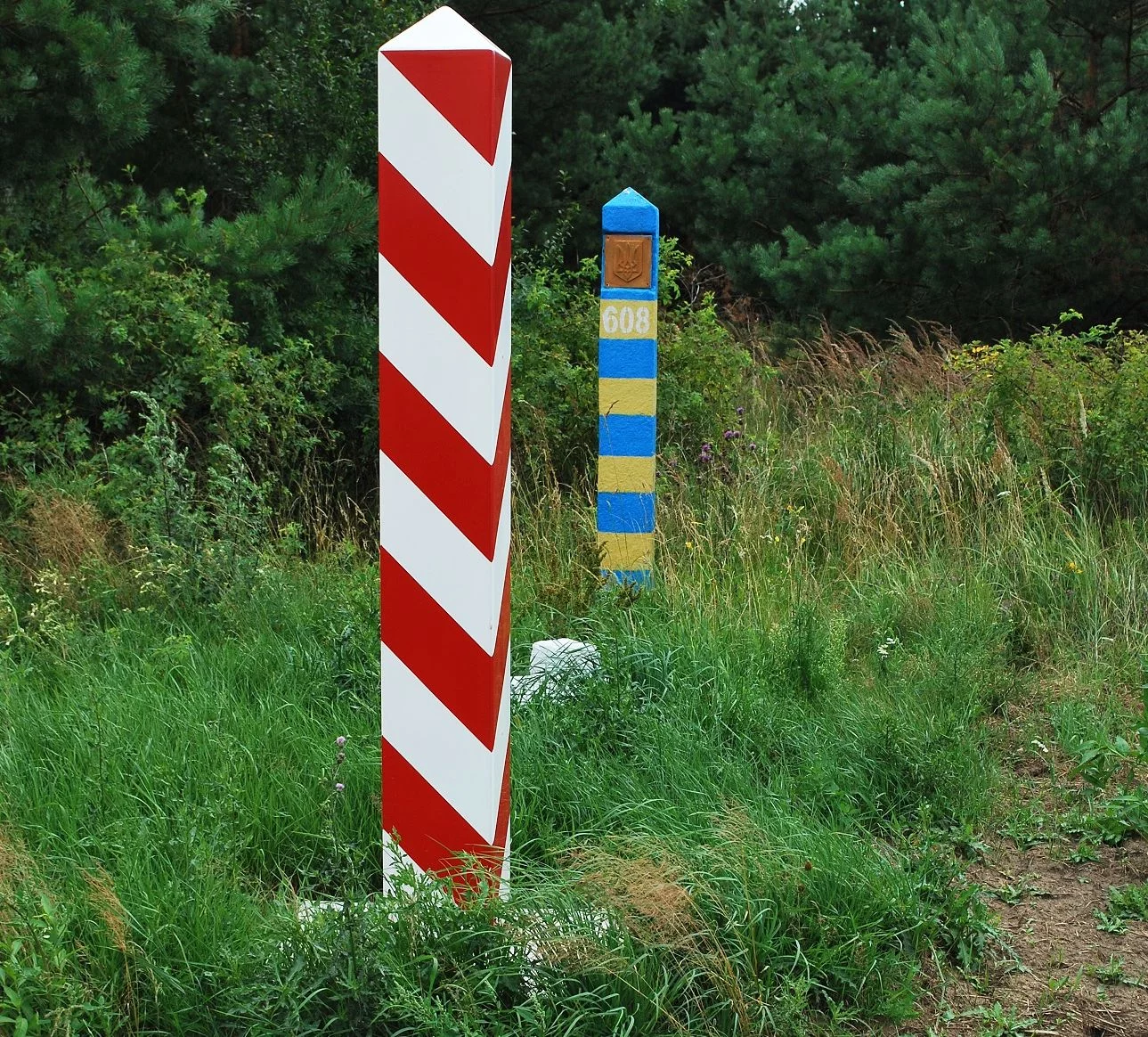 Słupki graniczne w Horyńcu-Zdroju