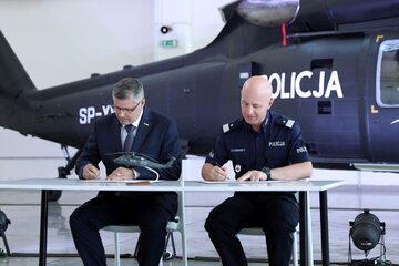 Podpisanie umowy na śmigłowce dla Policji