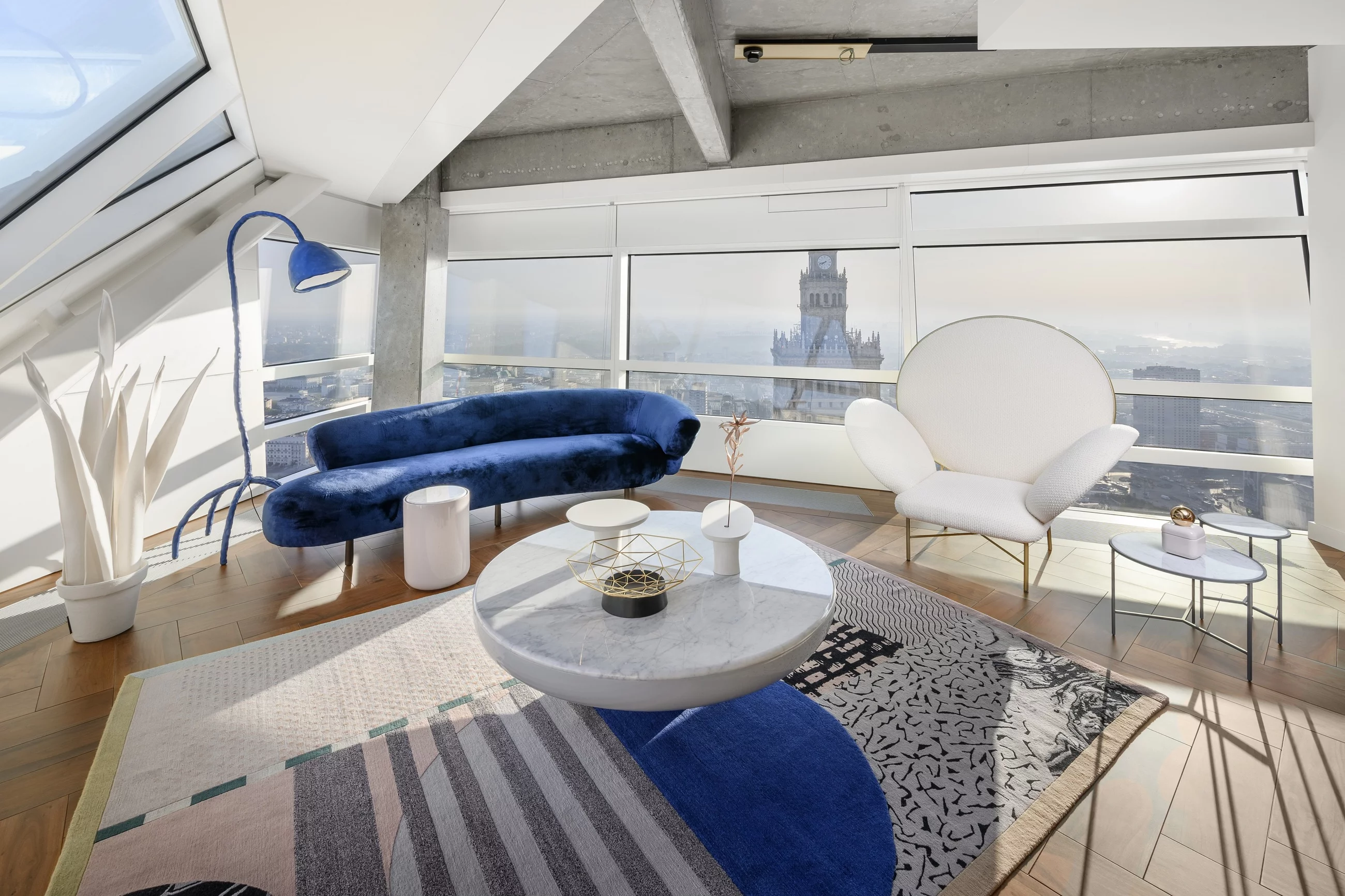 Apartamenty na Złotej 44