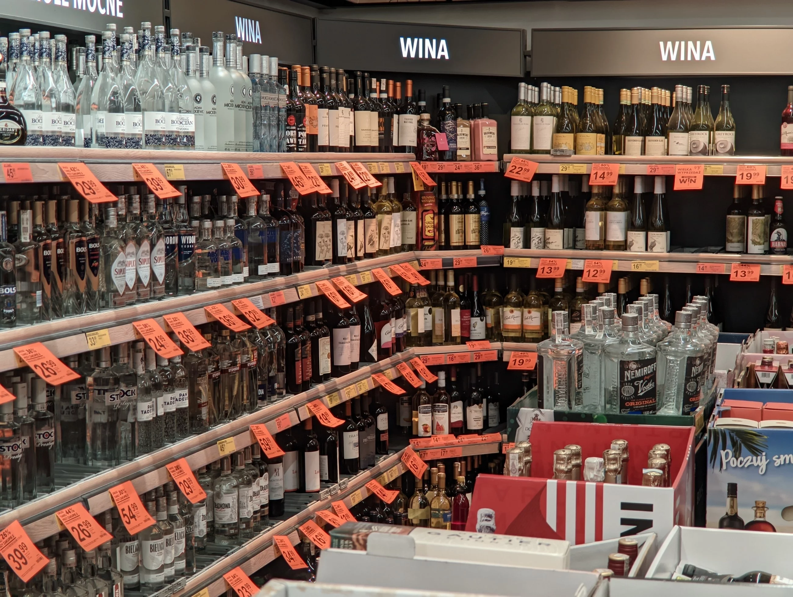Nocna prohibicja obowiązuje w 180 gminach w całej Polsce
