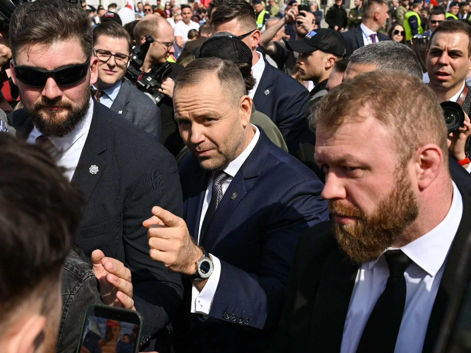 Polacy oczekują decyzji od Nawrockiego. Co zrobi prezydent?