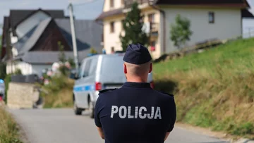 Policja przy pensjonacie, w którym doszło do tragedii