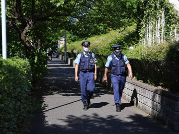 Policjanci w Japonii, zdjęcie ilustracyjne