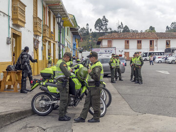 Policjanci w Kolumbii, zdjęcie ilustracyjne